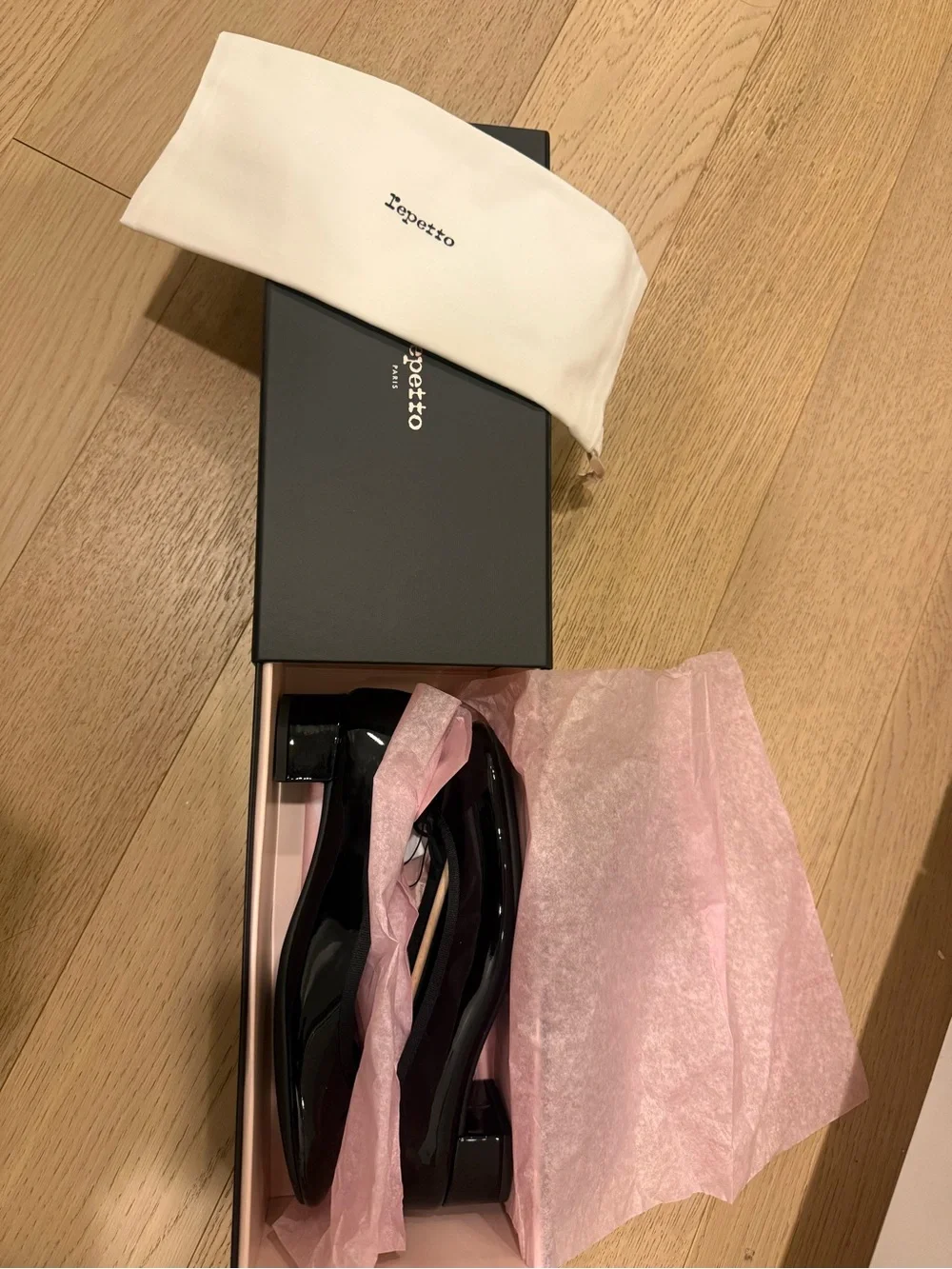 New with box and tags! Repetto Camille Black Patent Ballet Flats